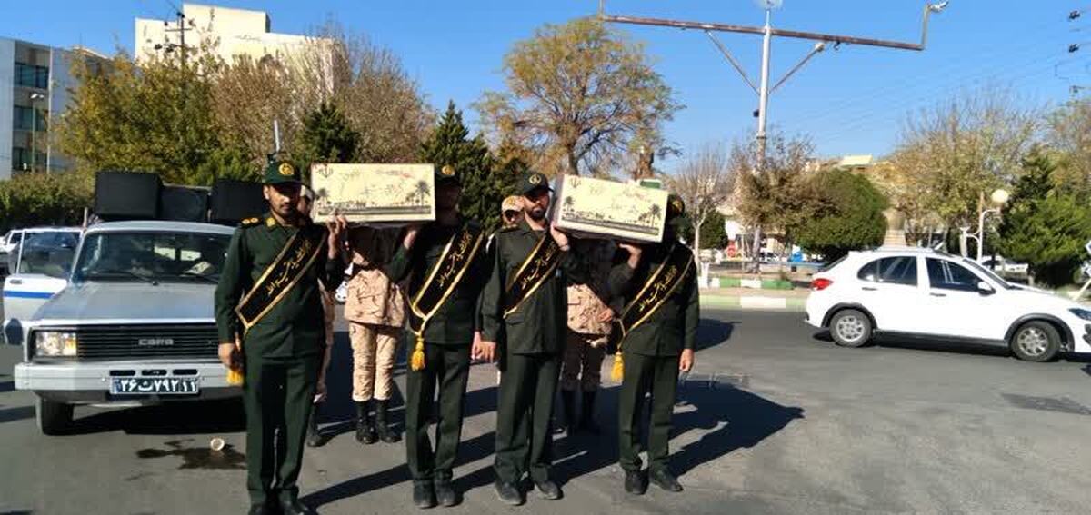 گرمسار میزبان ۲ شهید گمنام؛ حضور دانشگاهیان در تشییع پیکر مطهر شهدا