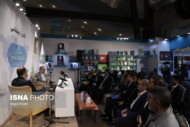 تختروانچی: با چشمان باز در حال پیشبردن مذاکرات هستیم